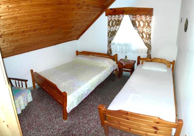 Villa Magda Vrasná Buitenkant foto