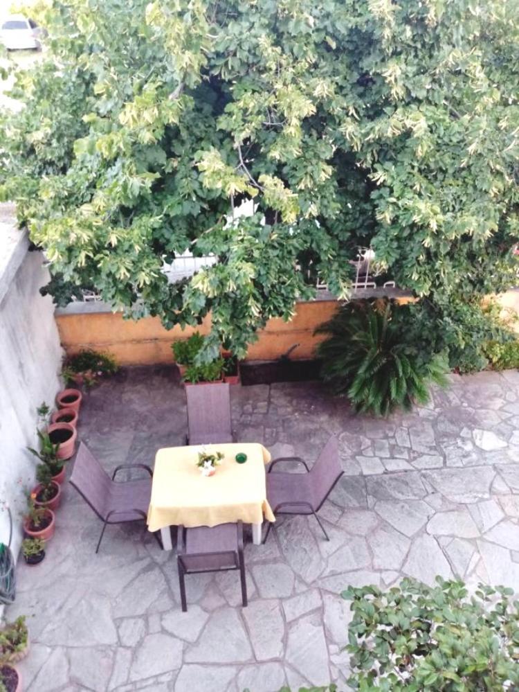 Villa Magda Vrasná Buitenkant foto